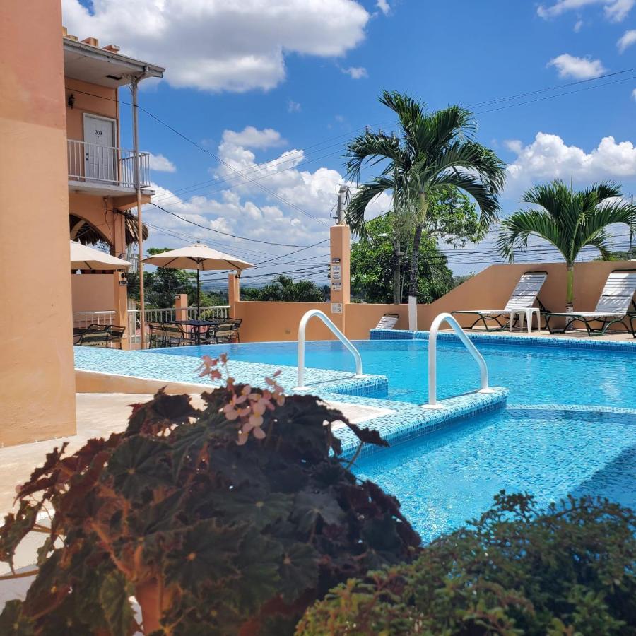Rolson Hotel Сан Игнасио Екстериор снимка