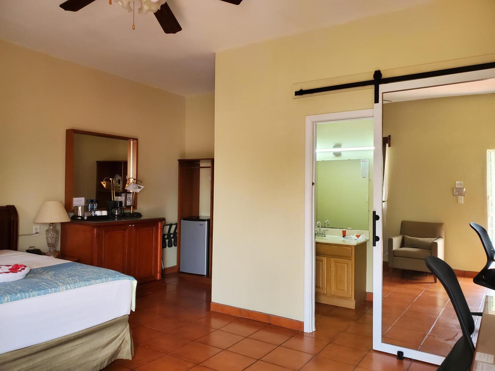 Rolson Hotel Сан Игнасио Екстериор снимка