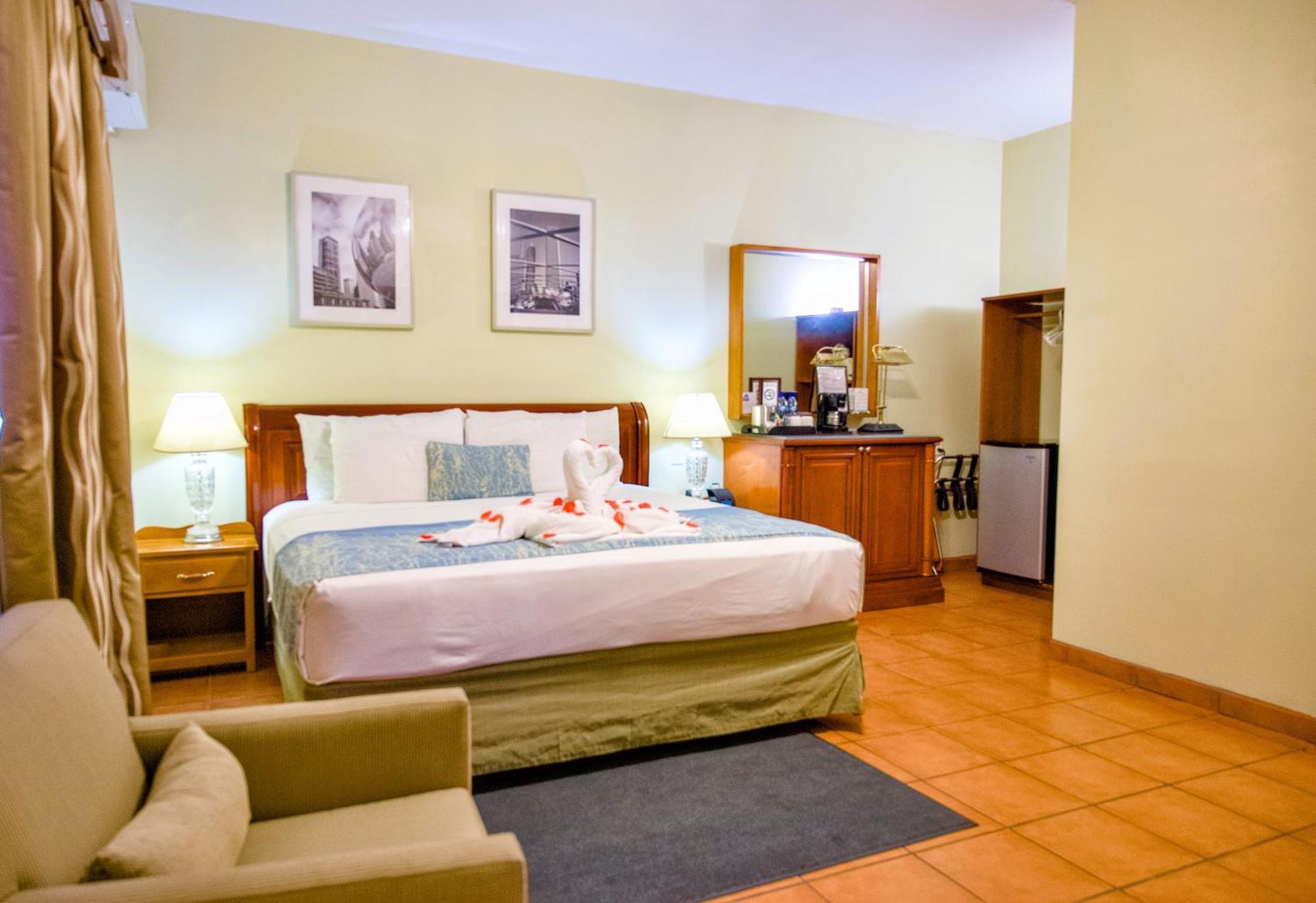 Rolson Hotel Сан Игнасио Екстериор снимка