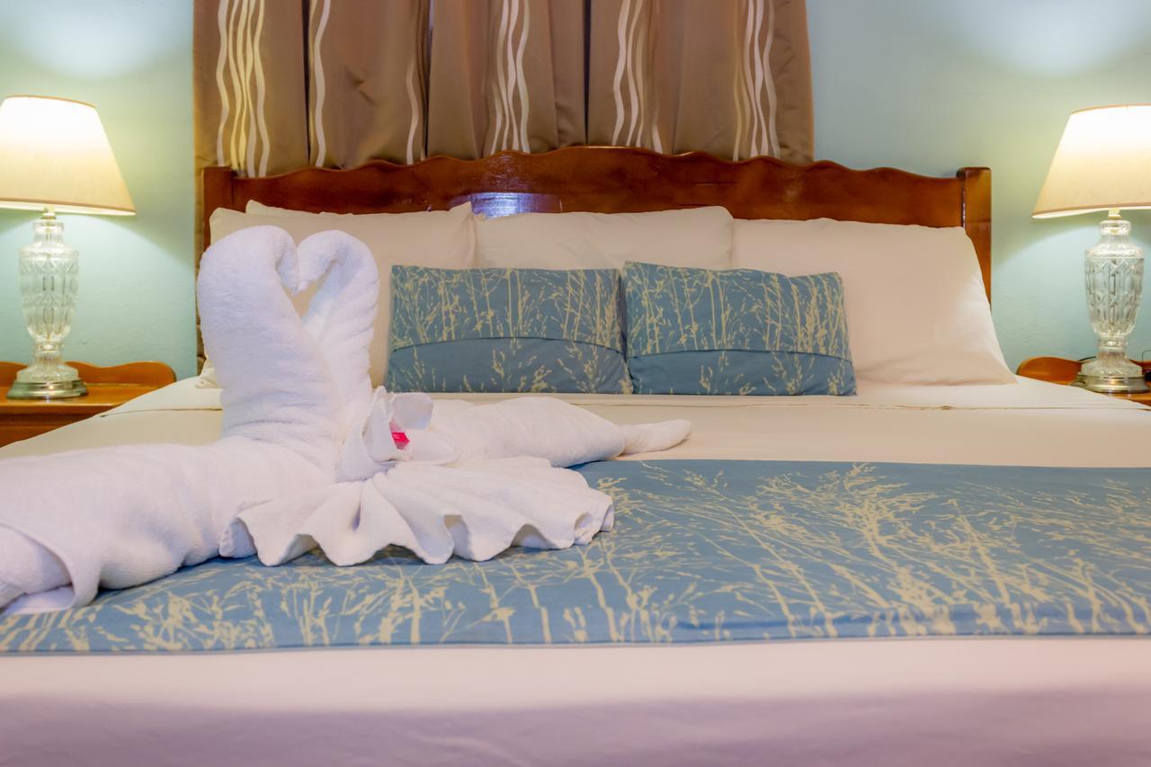 Rolson Hotel Сан Игнасио Екстериор снимка