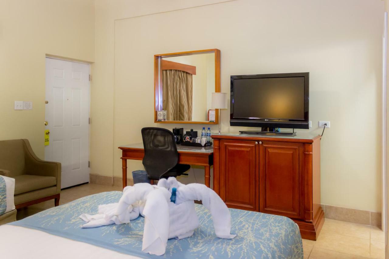 Rolson Hotel Сан Игнасио Екстериор снимка